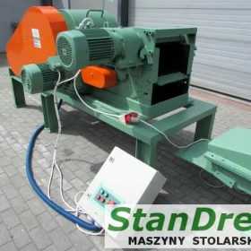 KLOCKNER HZM 1/400x100 chipper with vibrochute