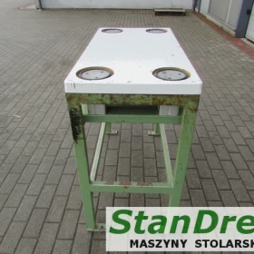 Vacuum assembly table for edge bander and drill